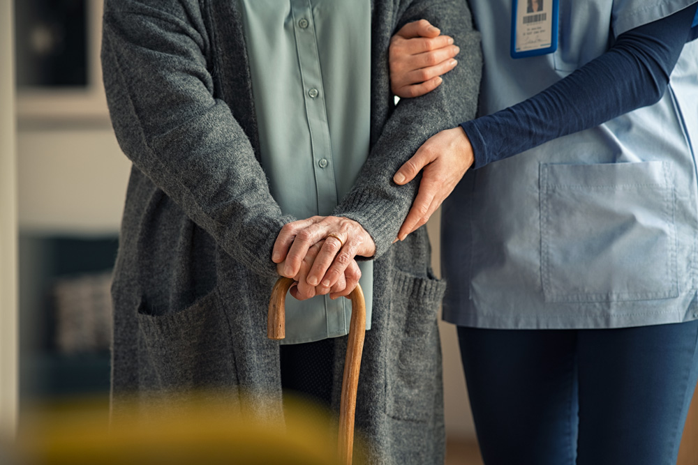 Une prise en charge adaptée aux besoins spécifiques du malade de Parkinson en maison de retraite médicalisée