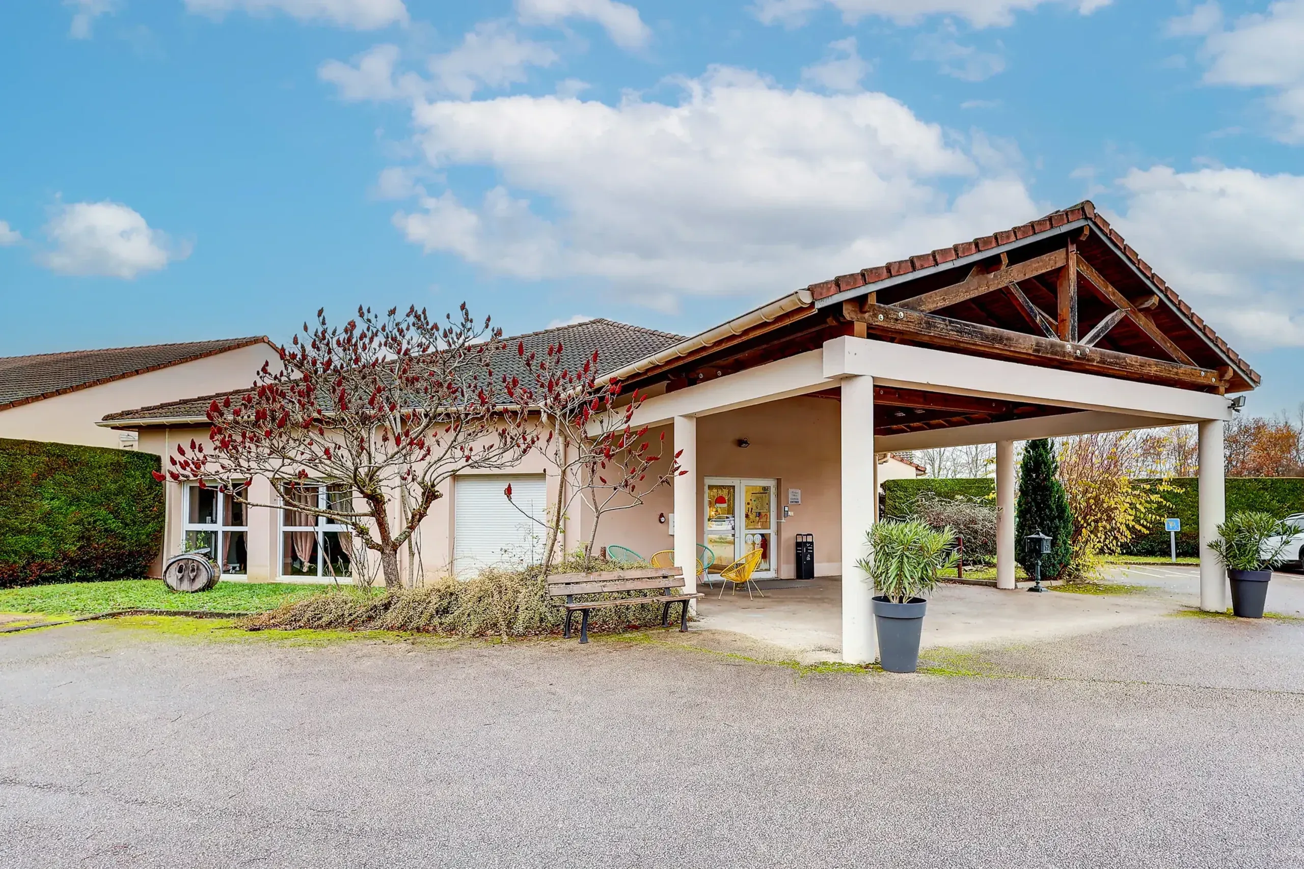 Maison de retraite médicalisée EHPAD Résidence Akésis à Dracy-le-Fort