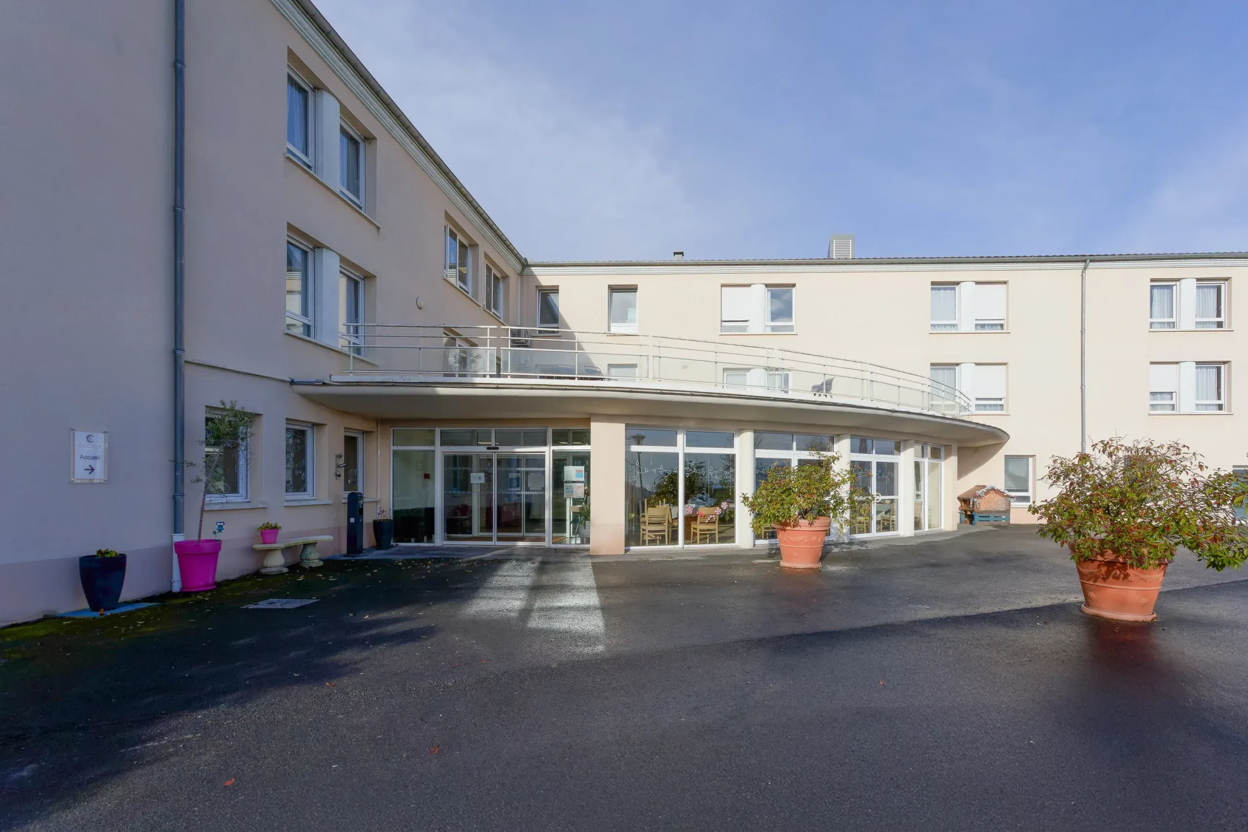 Maison de retraite médicalisée EHPAD Résidence Les Vignes à Œuilly