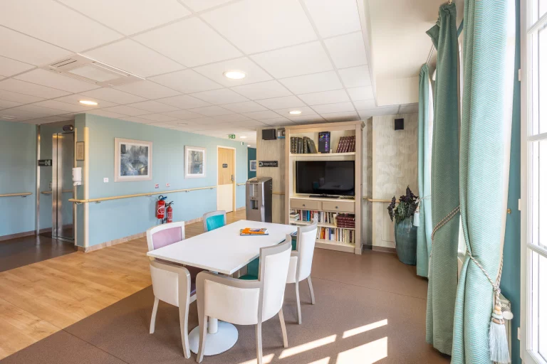 Lieu de vie 1 - Residence les Cédres - Plailly