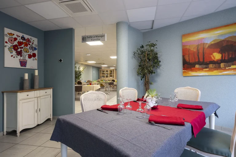 Maison de retraite médicalisée EHPAD Résidence Pasteur à Poitiers