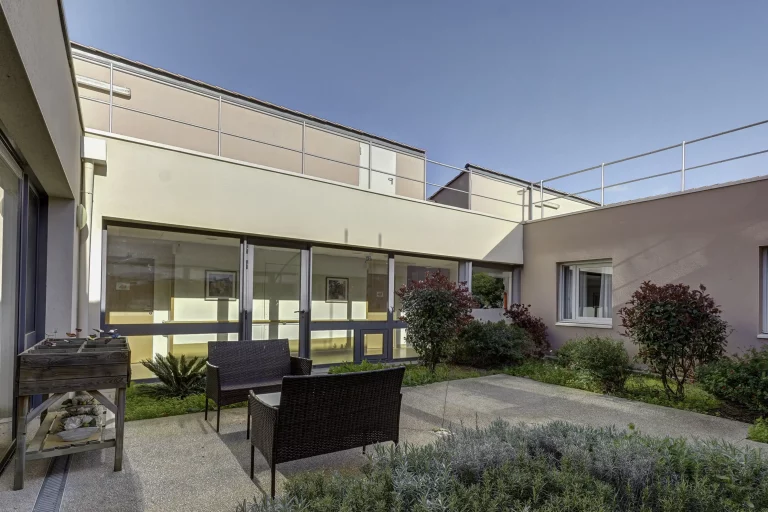Maison de retraite médicalisée EHPAD Résidence d’Azur à Roquefort-la-Bédoule